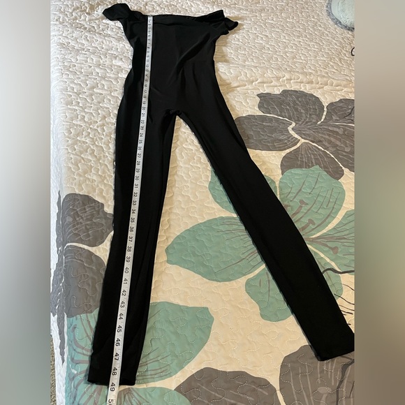 • Black Off The Shoulder Jumpsuit - Picture 7 of 9